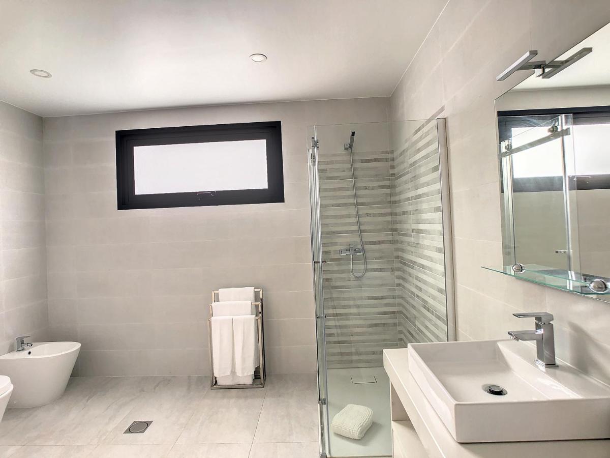 Evoque Villa By Lovelystay Arco da Calheta  Bagian luar foto